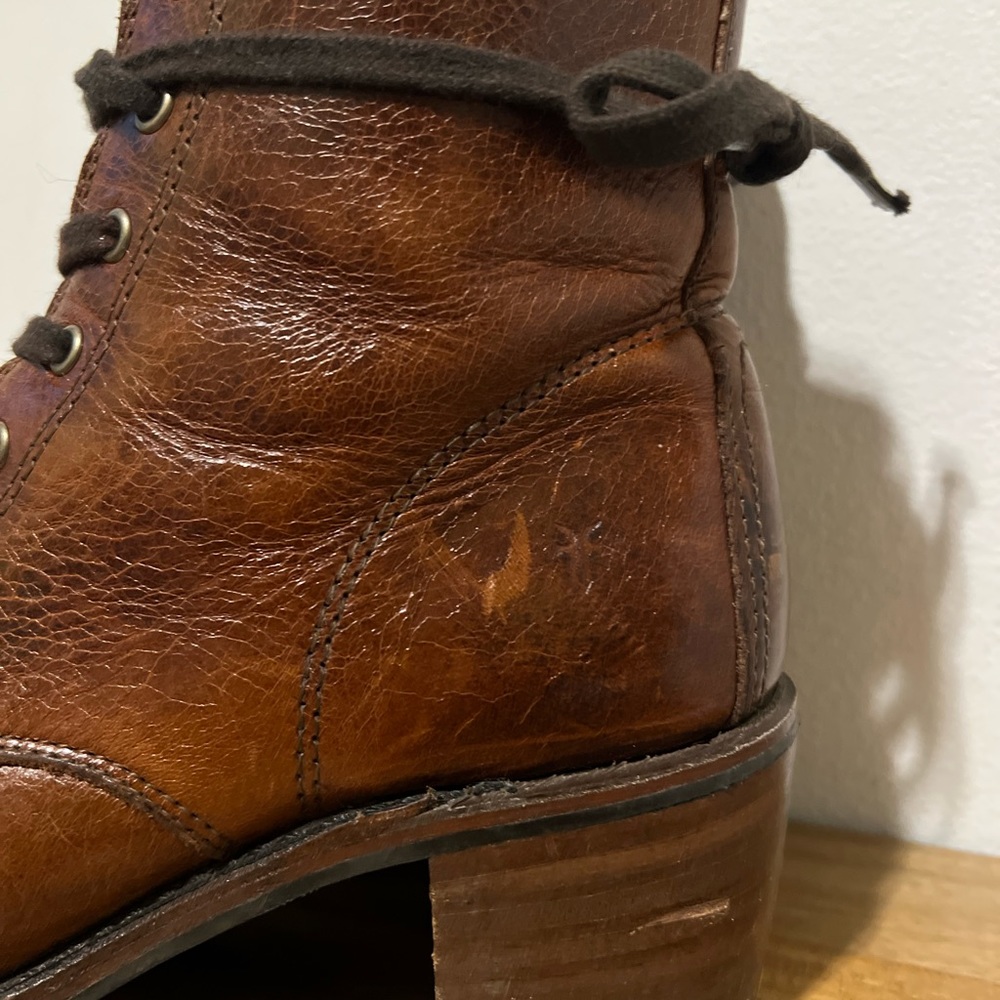 Frye brown leather Sabrina lace-up boots in size 9.5 G45 - Picture 2 of 12